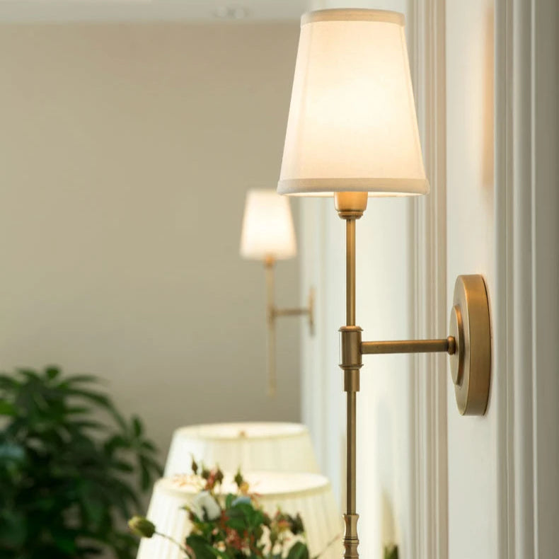 Arandela Cúpula Branca Tocheiro Royal Luminária de Parede