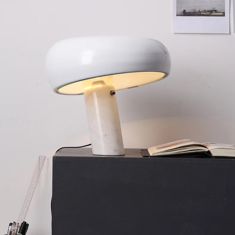 Luminária de Mesa Snoopy | Designer Italiano | Moderna e Regulável