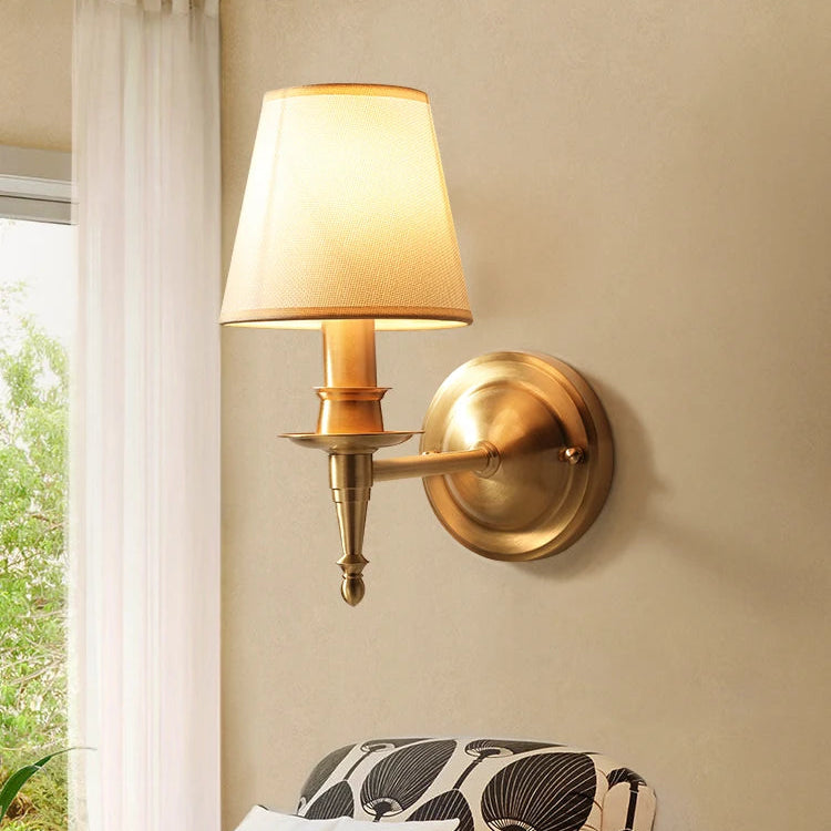 Arandela de Parede Tocheiro Mini Dourada Classic – 1 ou 2 Cúpulas