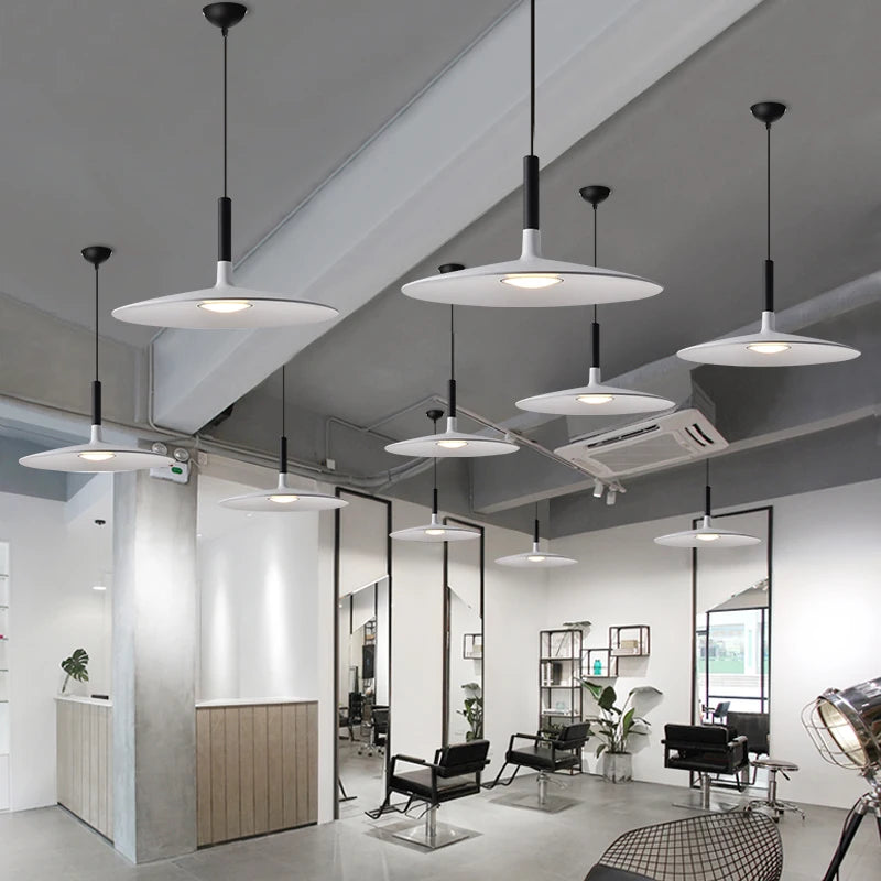 Pendente LED Minimalista Moderno em Metal