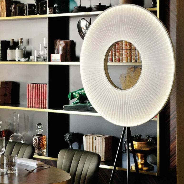 Luminária de Piso Pôr do Sol: Elegância Que Transforma Seu Ambiente