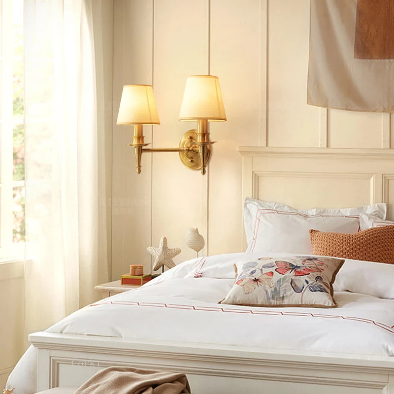 Arandela de Parede Tocheiro Mini Dourada Classic – 1 ou 2 Cúpulas