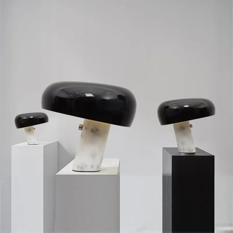 Luminária de Mesa Snoopy | Designer Italiano | Moderna e Regulável