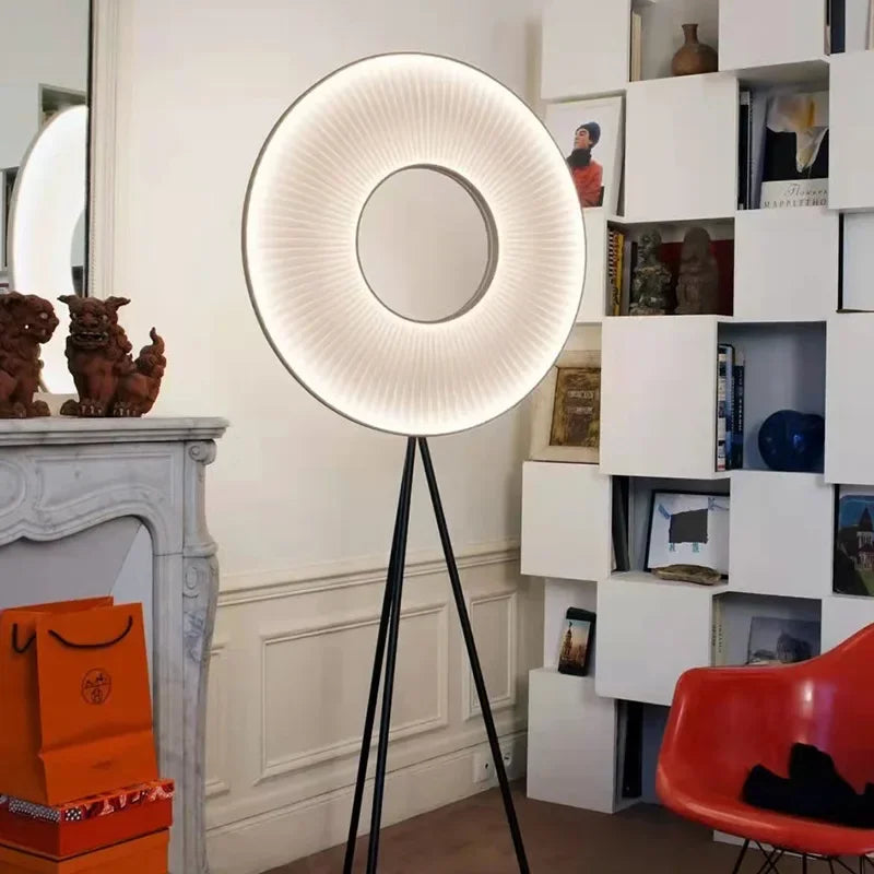 Luminária de Piso Pôr do Sol: Elegância Que Transforma Seu Ambiente